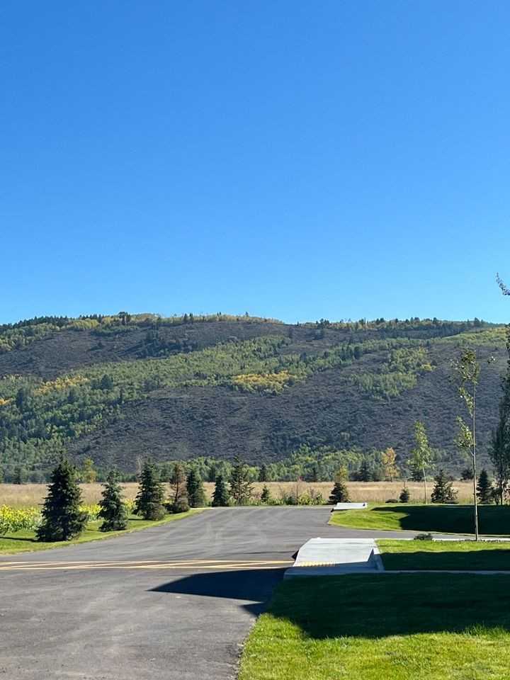 165 Lakewood Rd #203 - Photo 3 of 17