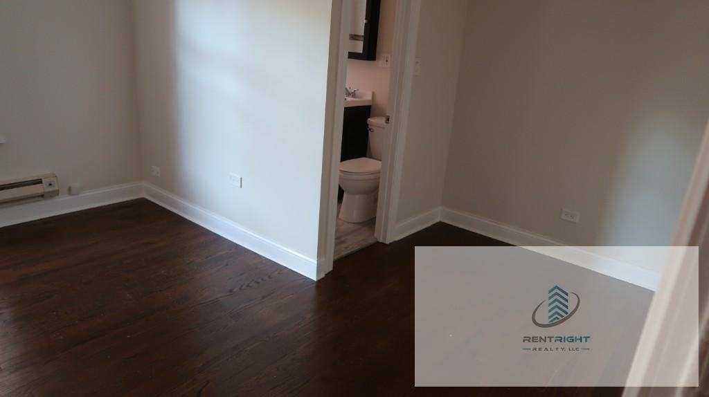 2129 N Dayton St #305 - Photo 2 of 16