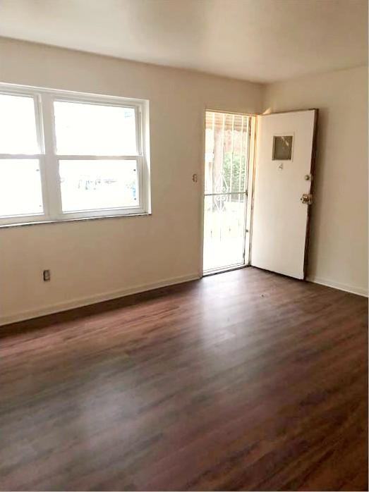 15421 Plymouth Pl Unit 1 - Photo 3 of 9