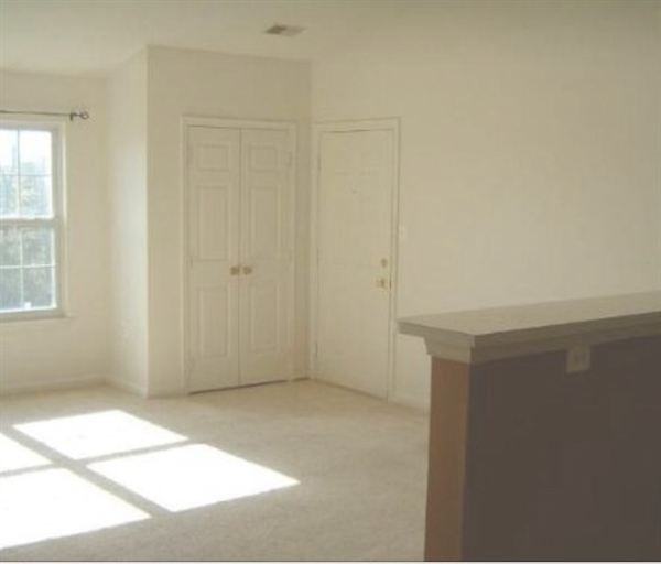 Gateway 2 Condominiums - Photo 2 of 6