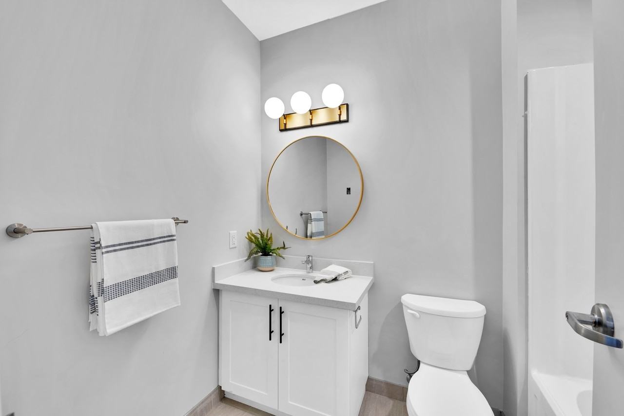 11941 Tecumseh Rd E - Photo 4 of 6