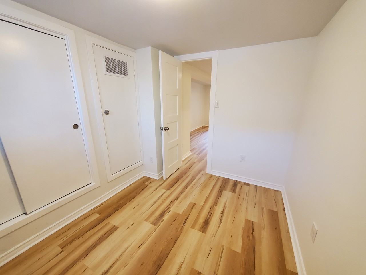 17 Alberta Avenue - Photo 5 of 11