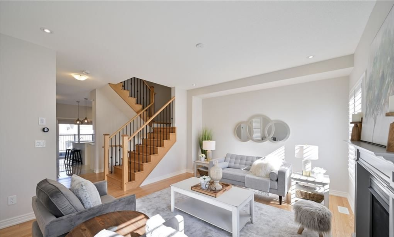 3934 Tufgar Crescent - Photo 2 of 16