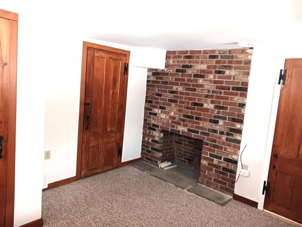 132 W Main St - Photo 3 of 12