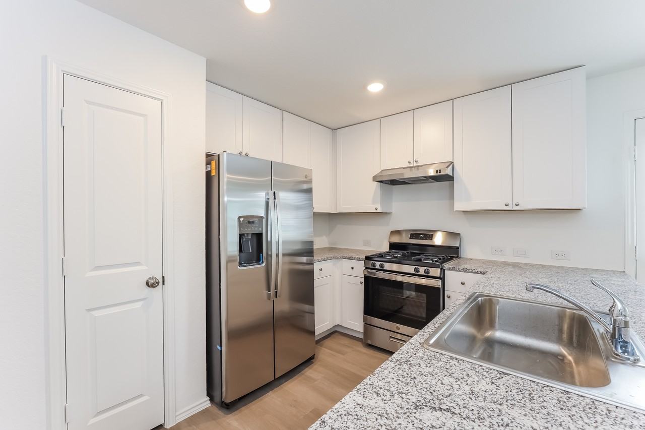 2915 2915 Ruby Xing - Photo 7 of 28