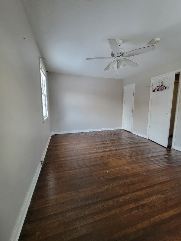 18 N Carpenter Ter #1 - Photo 2 of 10