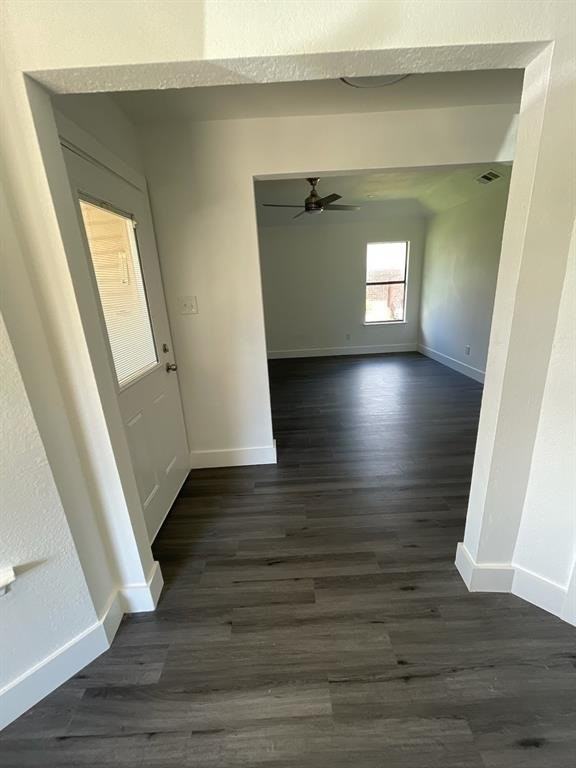 501 Dry Creek Ct - Photo 2 of 8