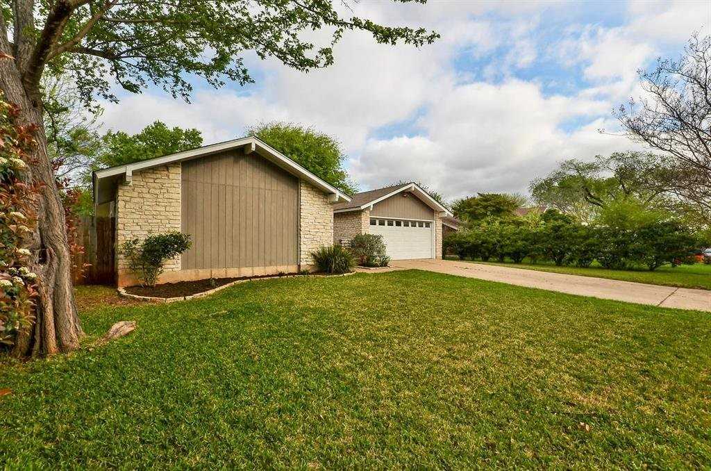 618 Buckskin Dr - Photo 2 of 8