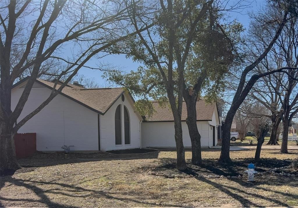 201 Susana Dr - Photo 2 of 8