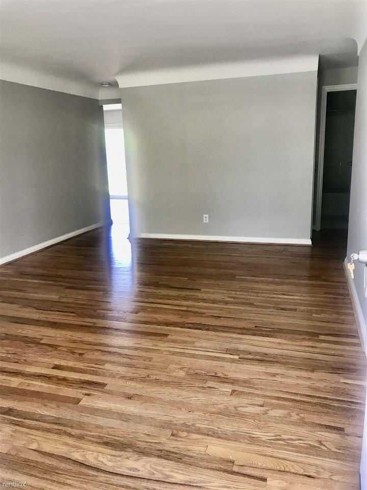 7028 Newbridge Dr - Photo 2 of 9