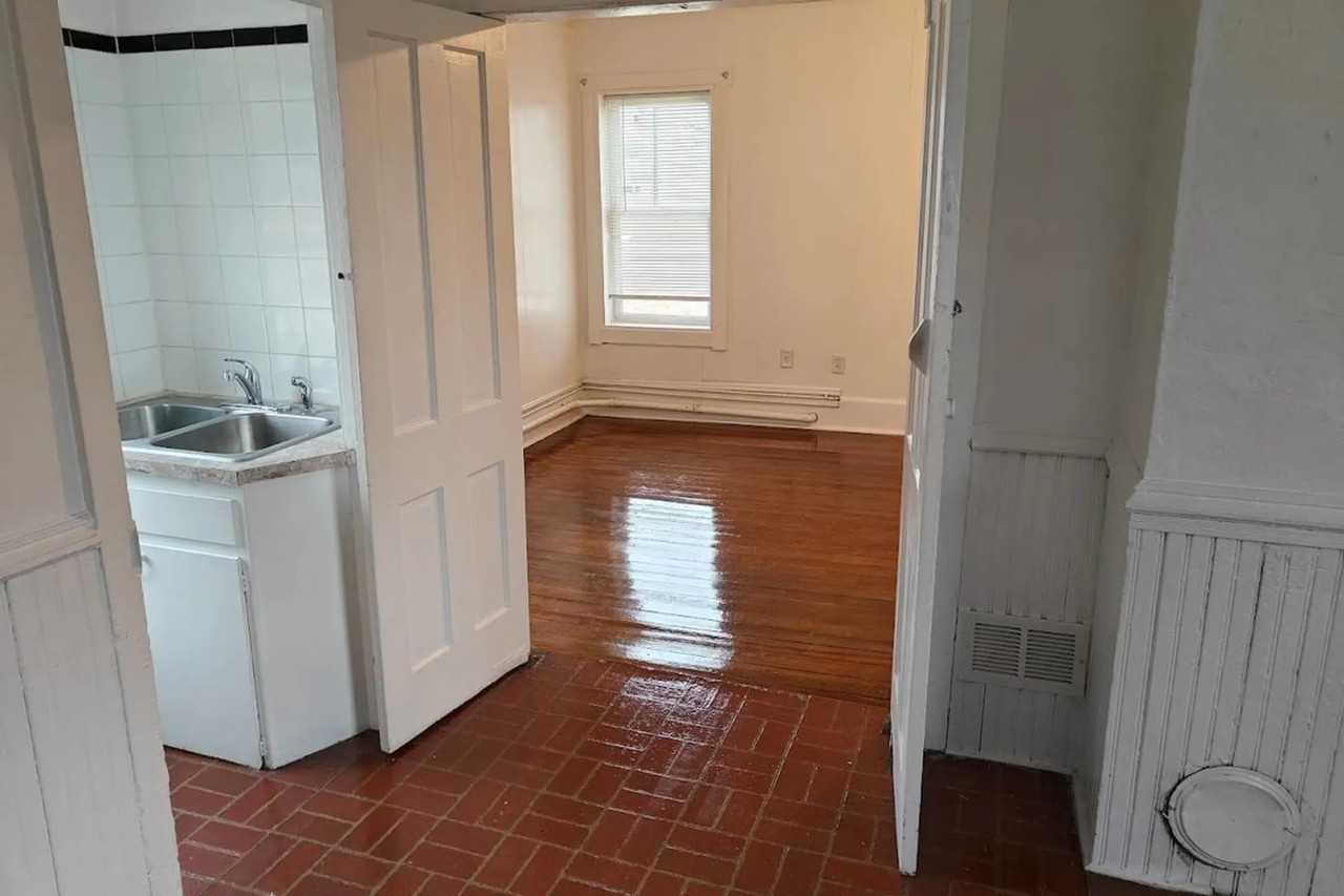 1908 Vermillion St - Photo 2 of 24