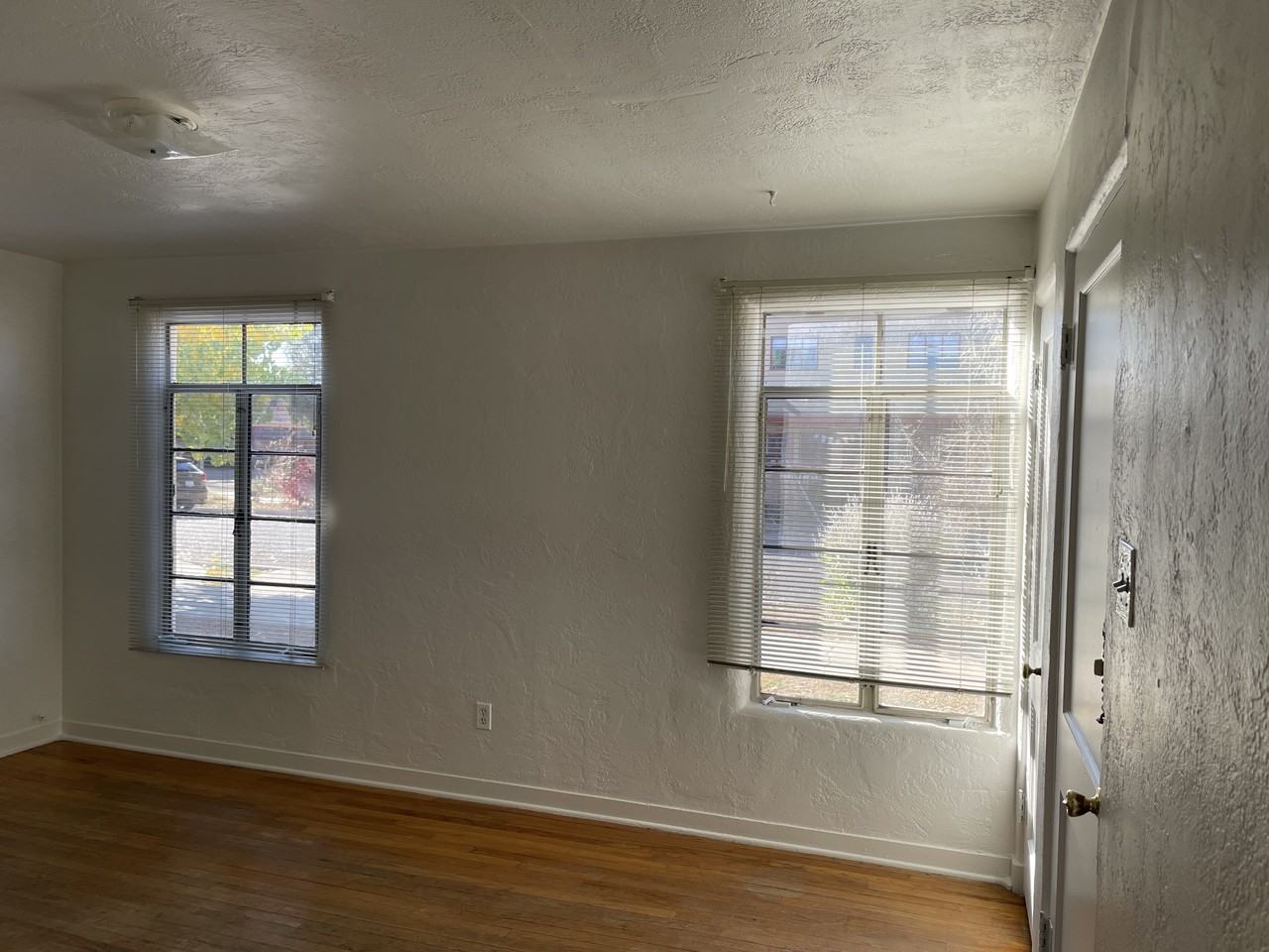 1312 Silver Ave Sw - Photo 5 of 35