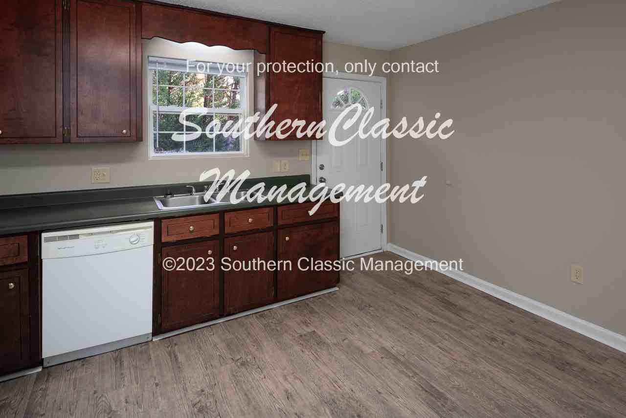 375 Glenhaven Dr - Photo 3 of 11