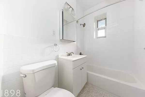 5572 Netherland Avenue #D