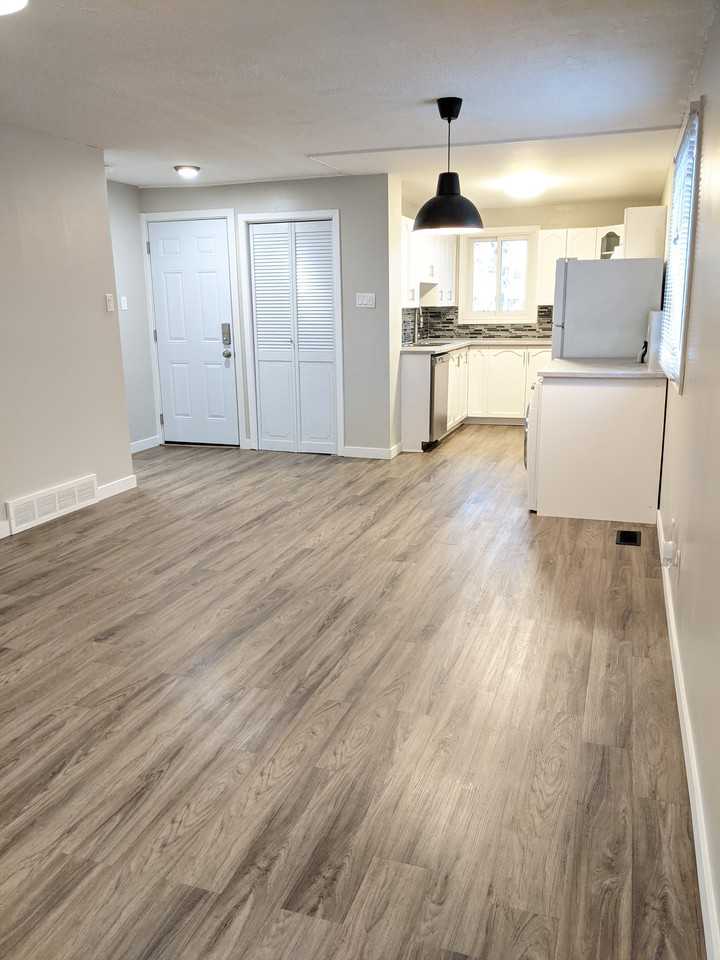 207 Castlefrank Road #A - Photo 3 of 17