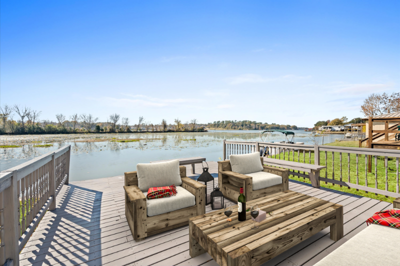 12701 Paradise View Ct W