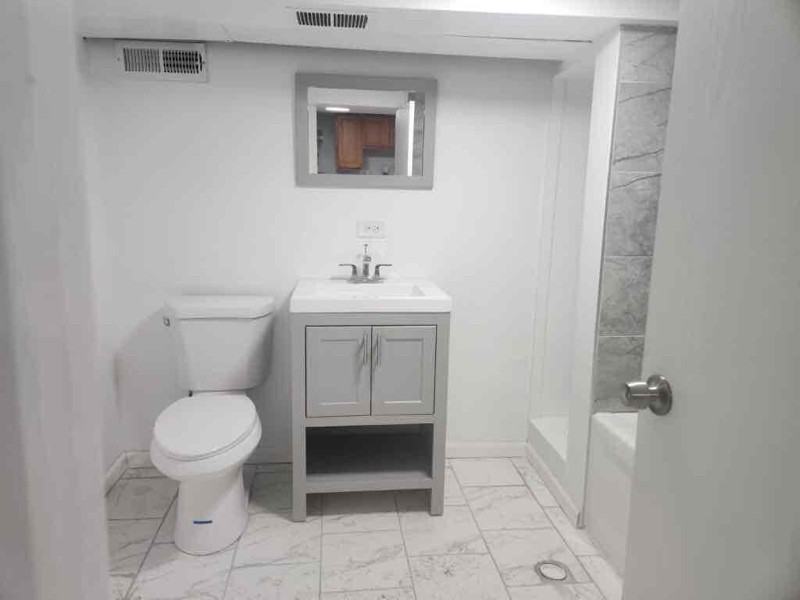 2226 N Kostner Ave - Photo 2 of 7