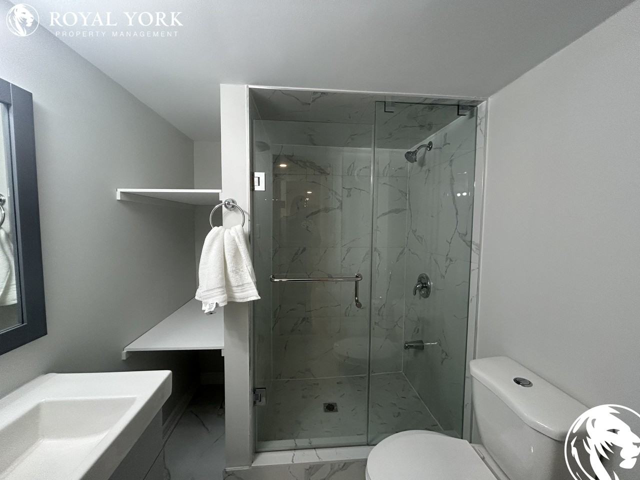 5462 Bellaggio Cres - Photo 3 of 25