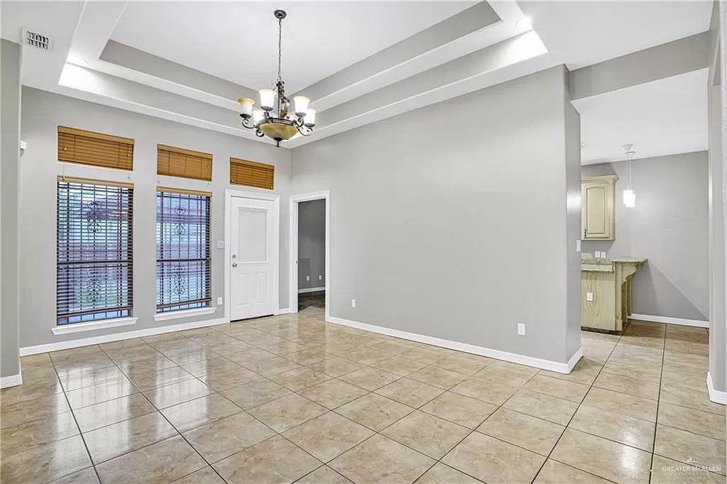 4109 Violet Avenue - Photo 3 of 13
