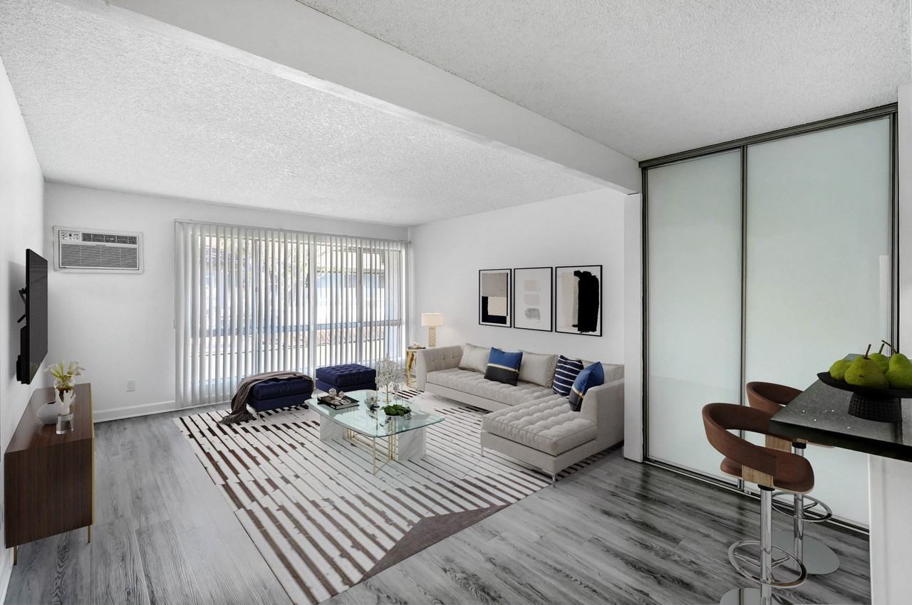 5830 Reseda Boulevard - Photo 4 of 72