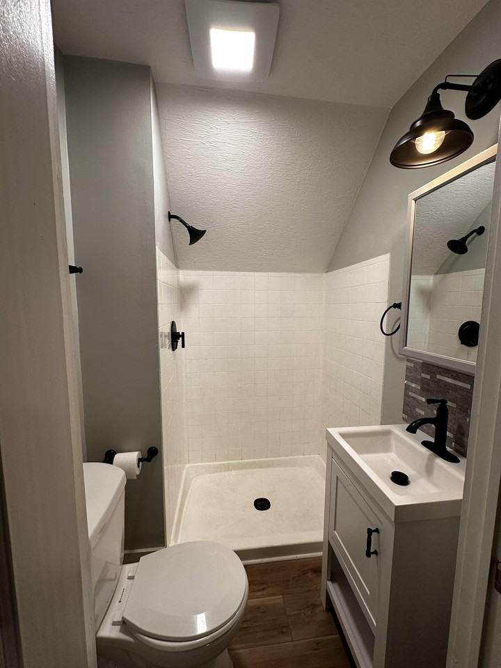 213 Pine St #3 - Photo 2 of 9