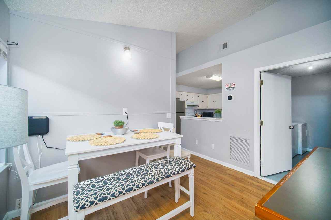 Ellis Trace Dr W - Photo 4 of 22