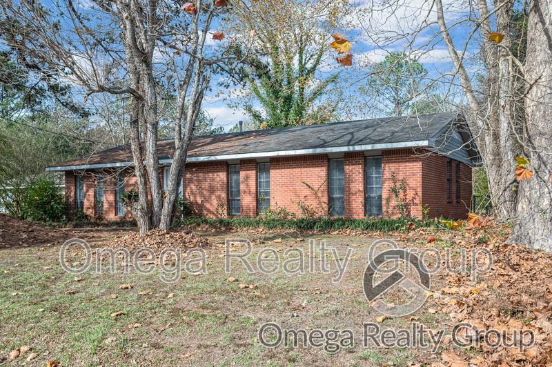 44 Maple Ct - Photo 2 of 38