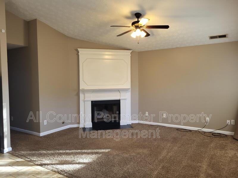 3428 Homeward Trl - Photo 2 of 11
