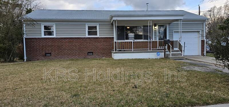 1824 Meadow Lake Dr - Photo 2 of 14