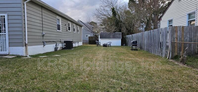 1824 Meadow Lake Dr - Photo 3 of 14