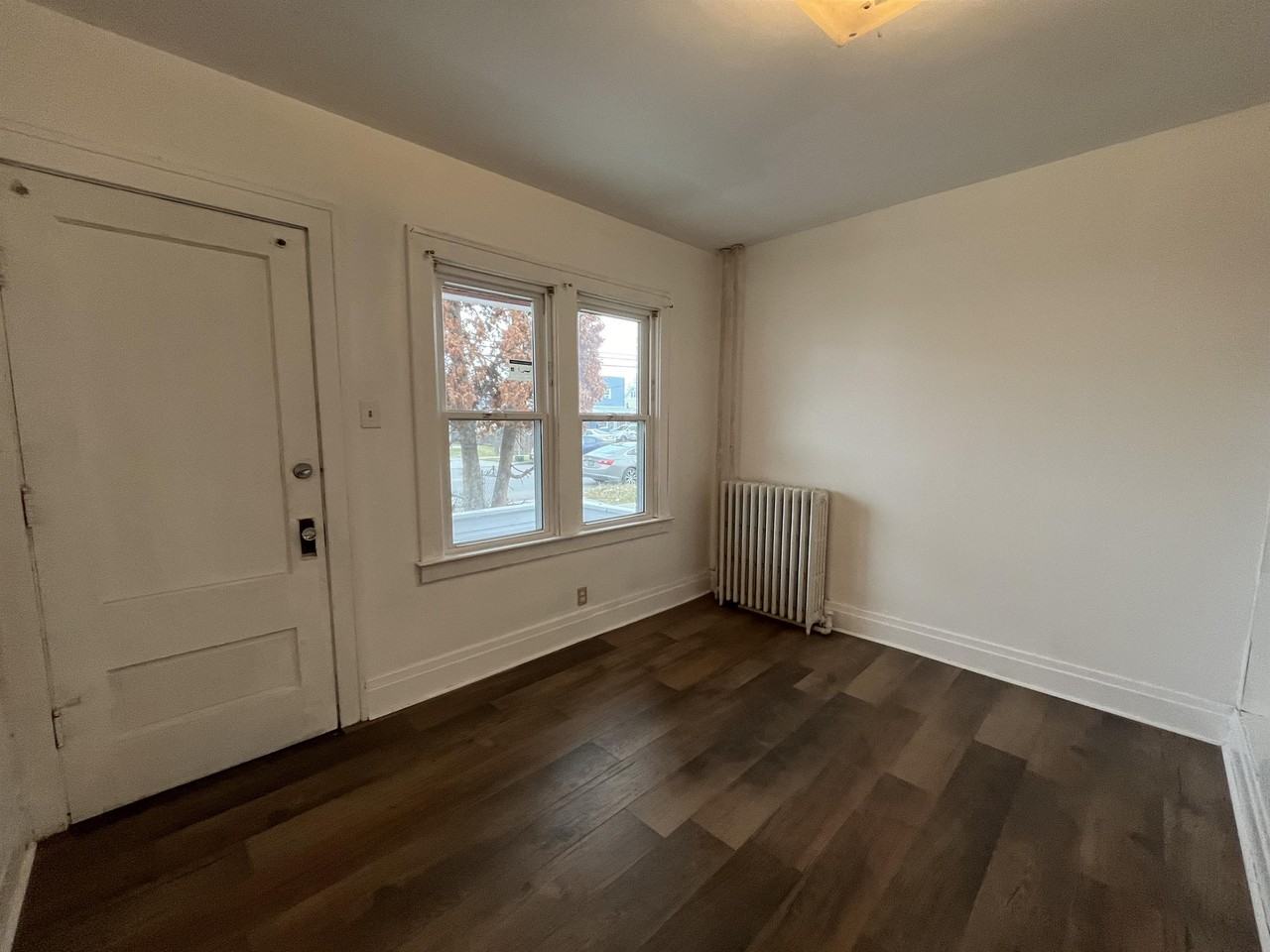 2253 Niagara Street - Photo 3 of 14