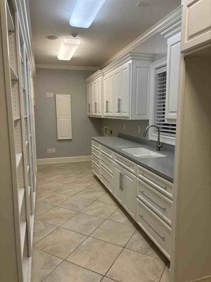 4215 Oak Forest Drive - Photo 3 of 6