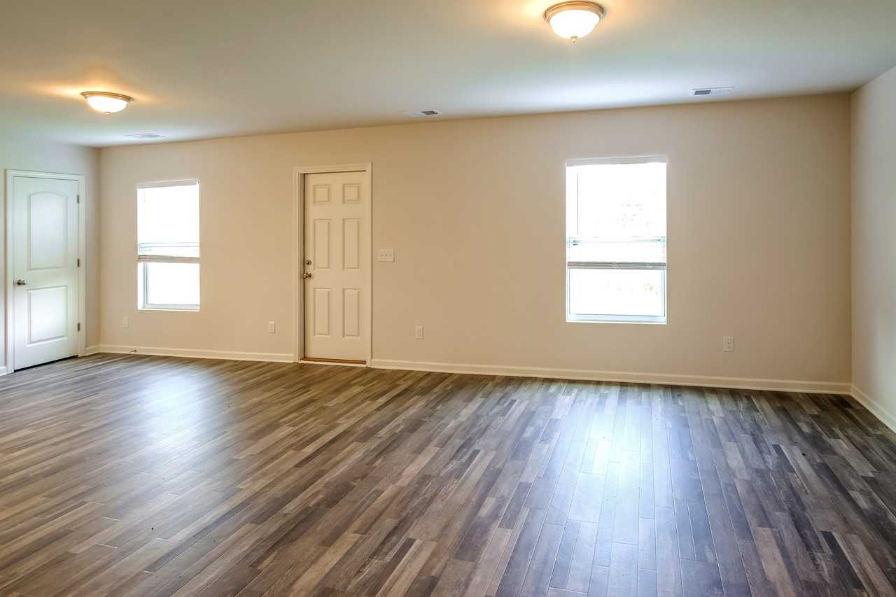 866 Nursery Ridge Dr - Photo 3 of 24