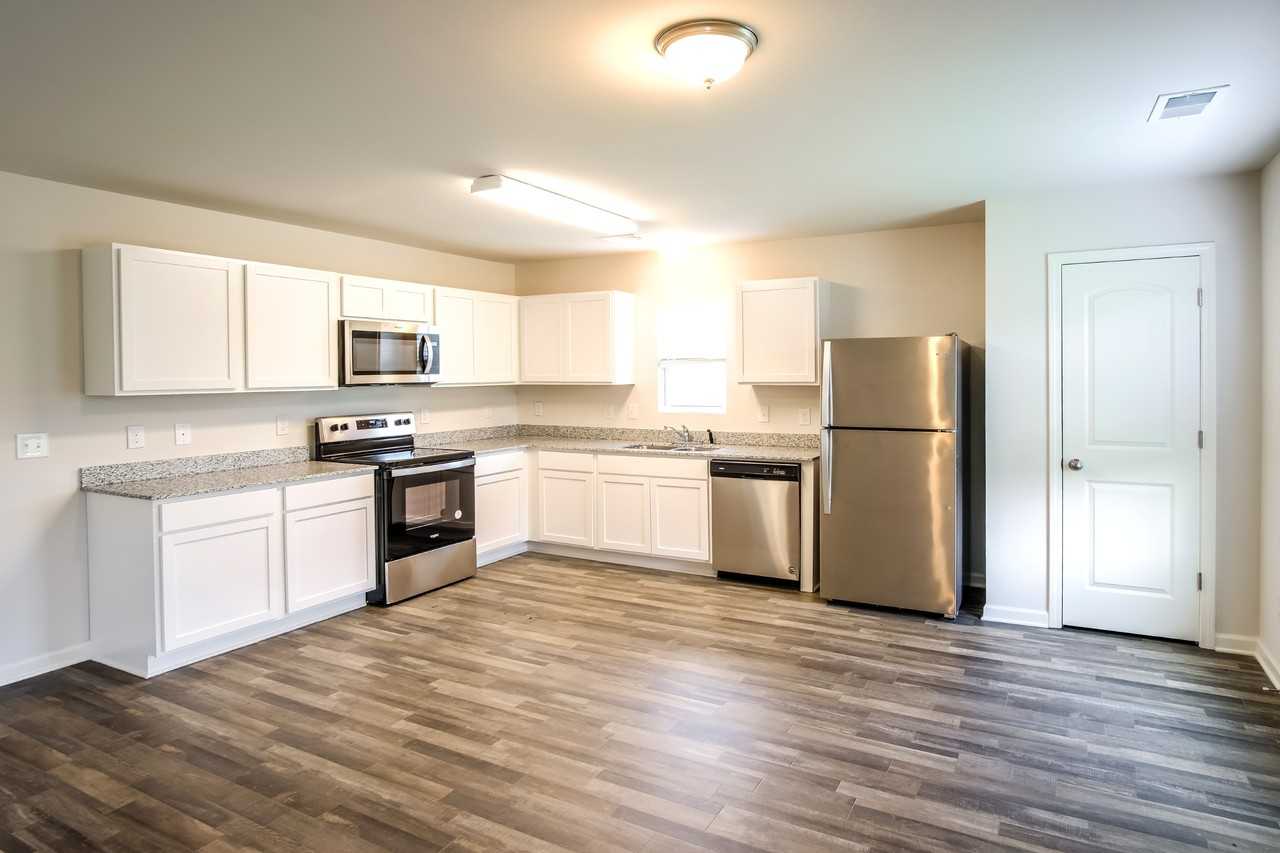 866 Nursery Ridge Dr - Photo 6 of 24