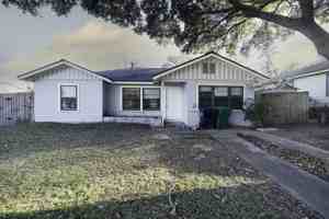 featured image of 806 East Stone Street #1