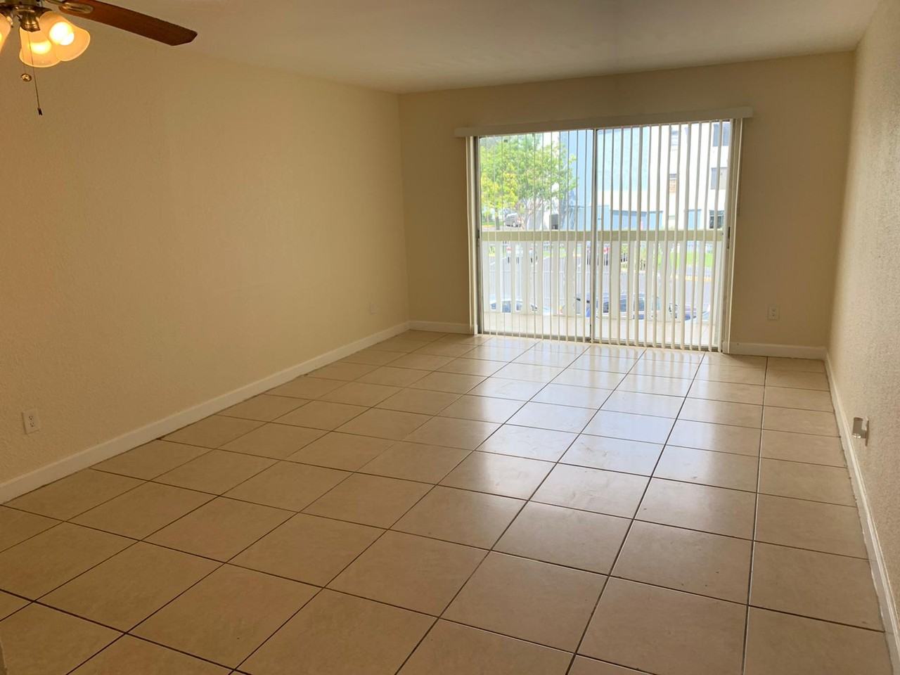 15221 NE 6 AveA212 #A212 - Photo 3 of 14