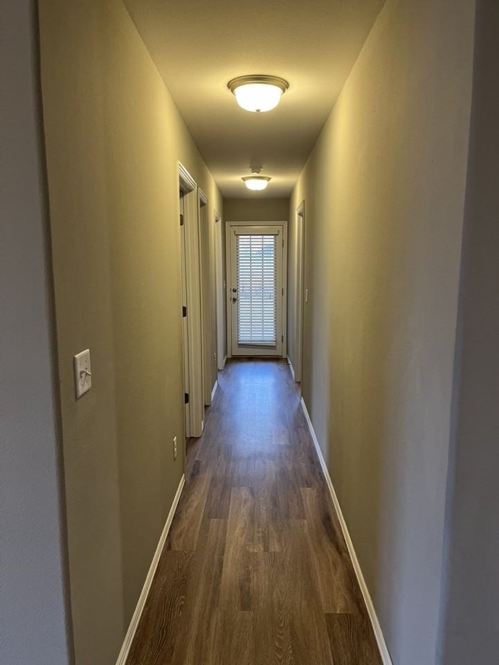 3301 Sw Windrift Ave #1 - Photo 4 of 10
