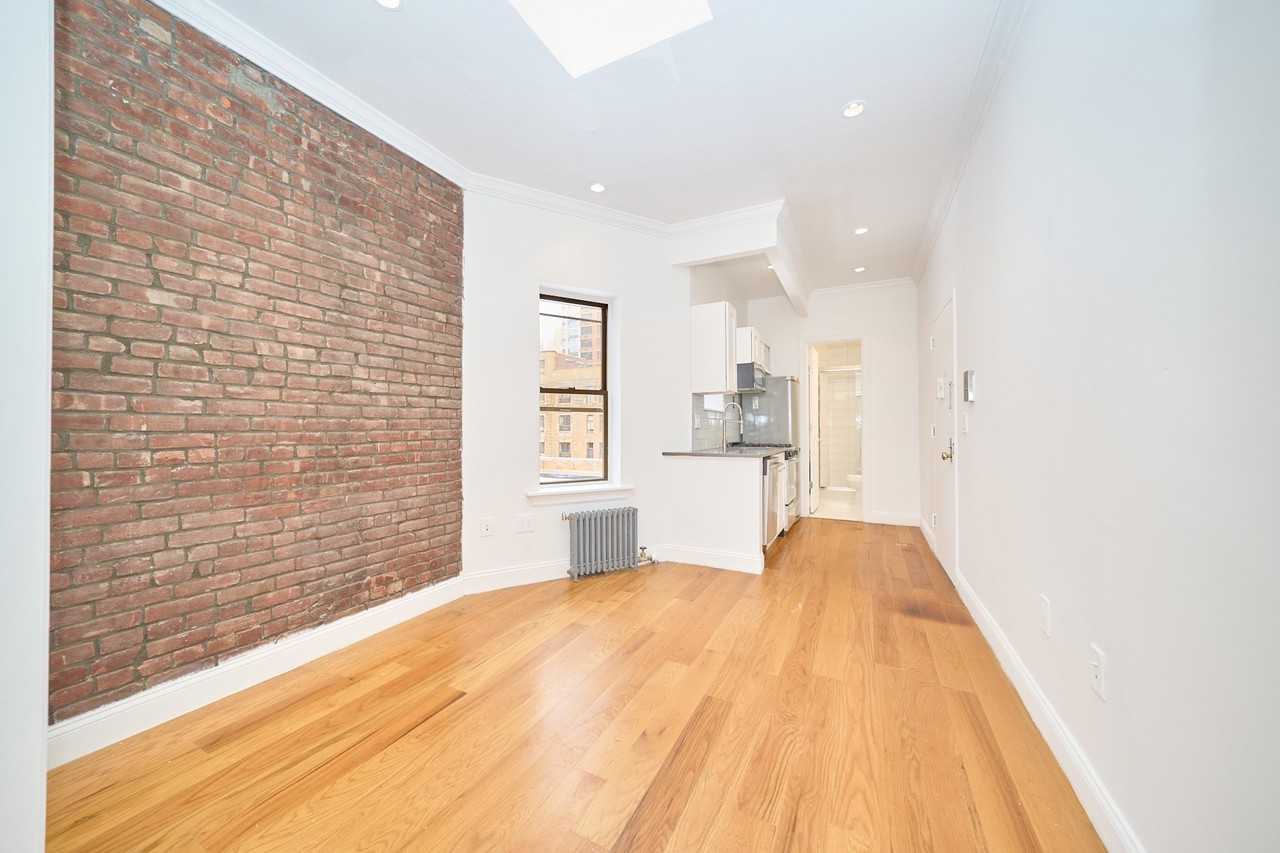 234 East 33rd Street #4C - Photo 4 of 5