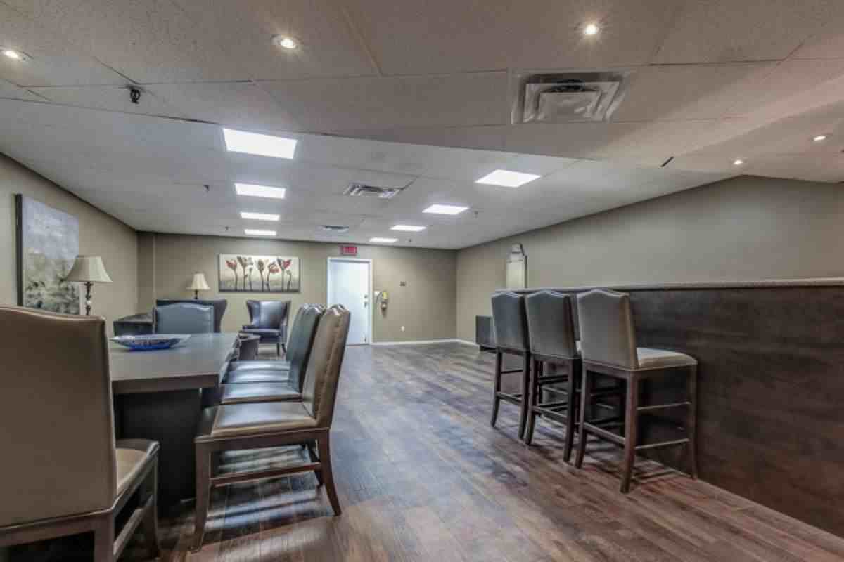 Rathburn Apartments 2121 Rathburn Rd E, Mississauga, ON L4W 2X3 Zumper