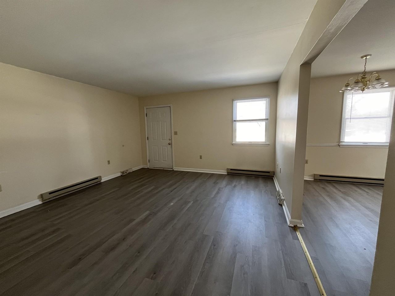 702 Thomas Lane - AUnit A #A - Photo 2 of 14
