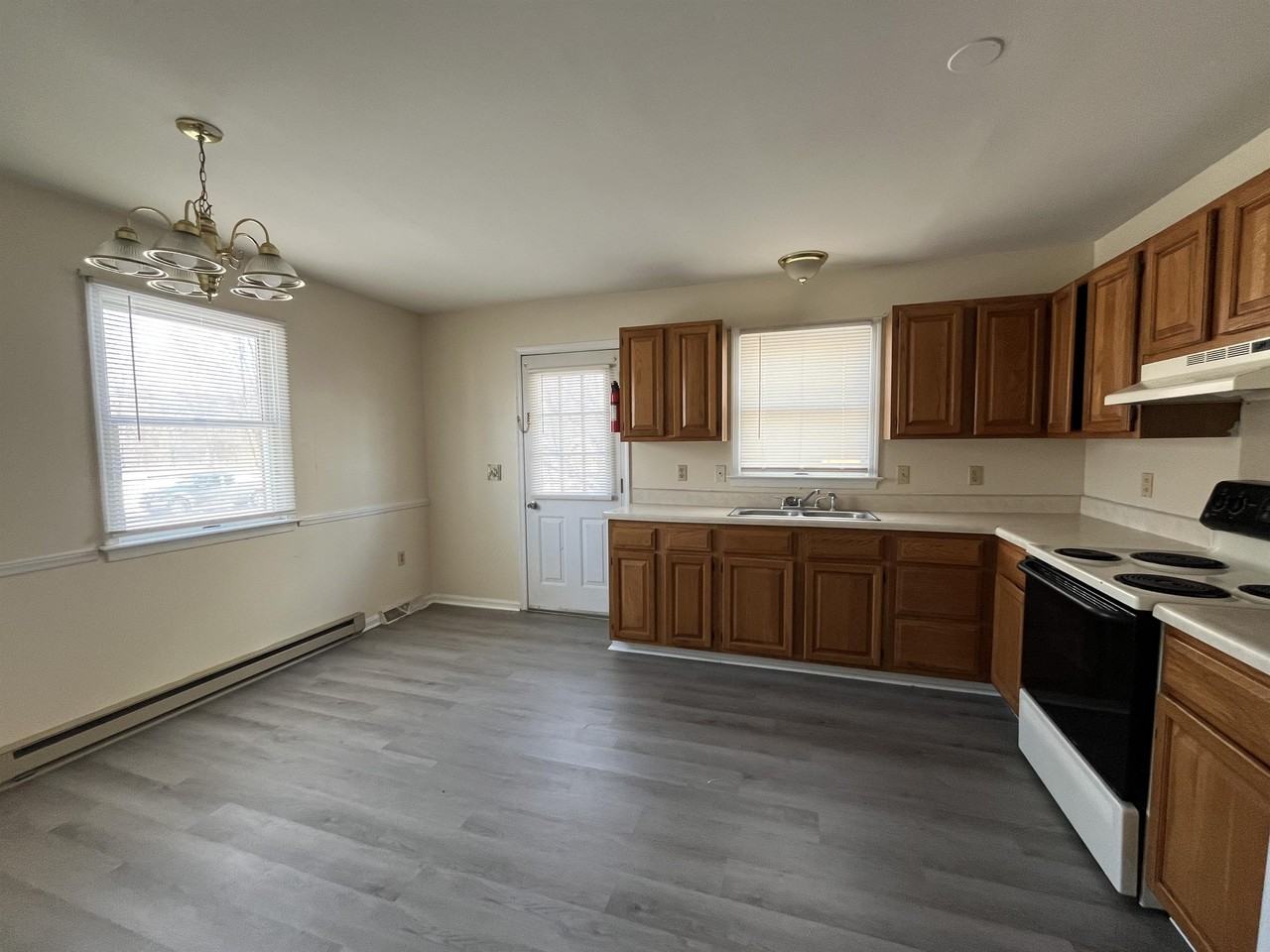 702 Thomas Lane - AUnit A #A - Photo 6 of 14