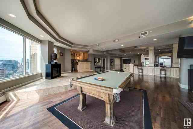 10106 105 Street Northwest #1002 - Photo 6 of 16