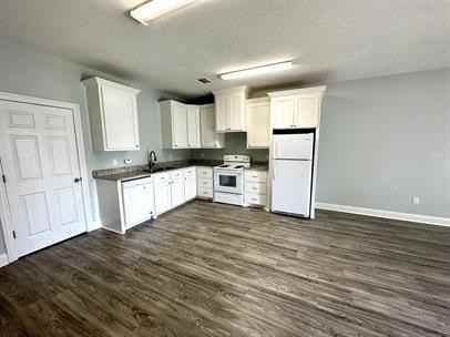 1128 Guillory St #1128 - Photo 2 of 14