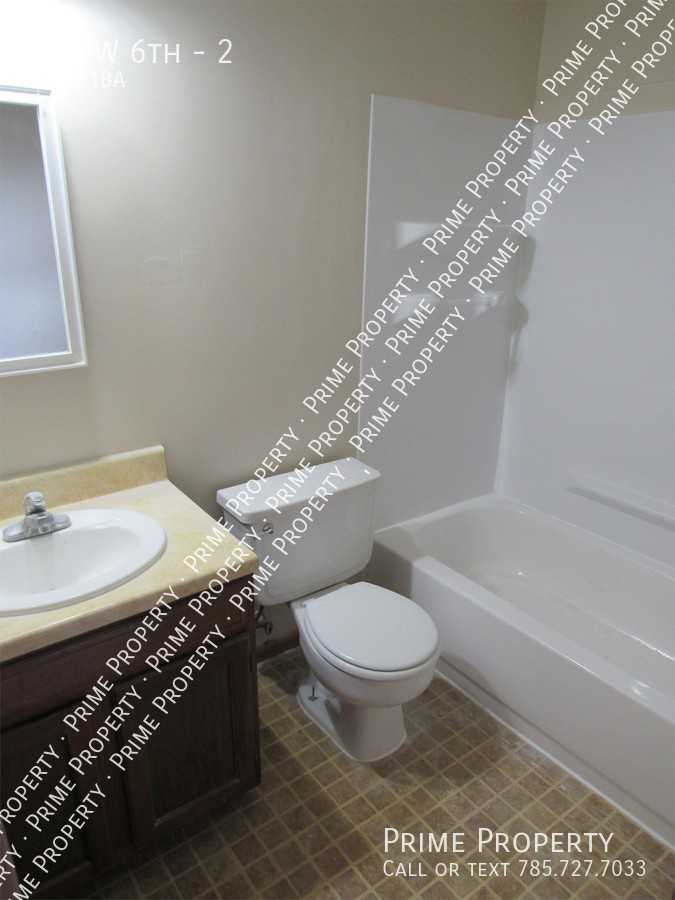 100 W 6th St #2 - Photo 3 of 12