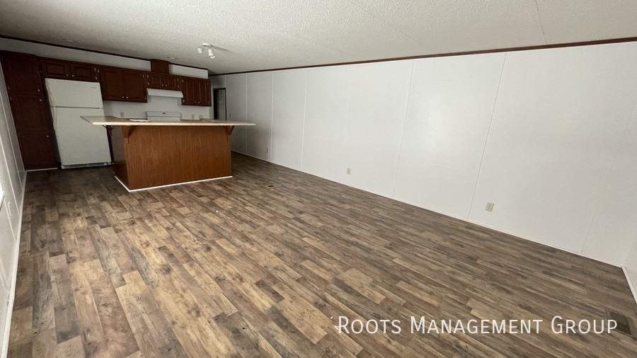 2220 Dunkelberg Rd #205 - Photo 2 of 12