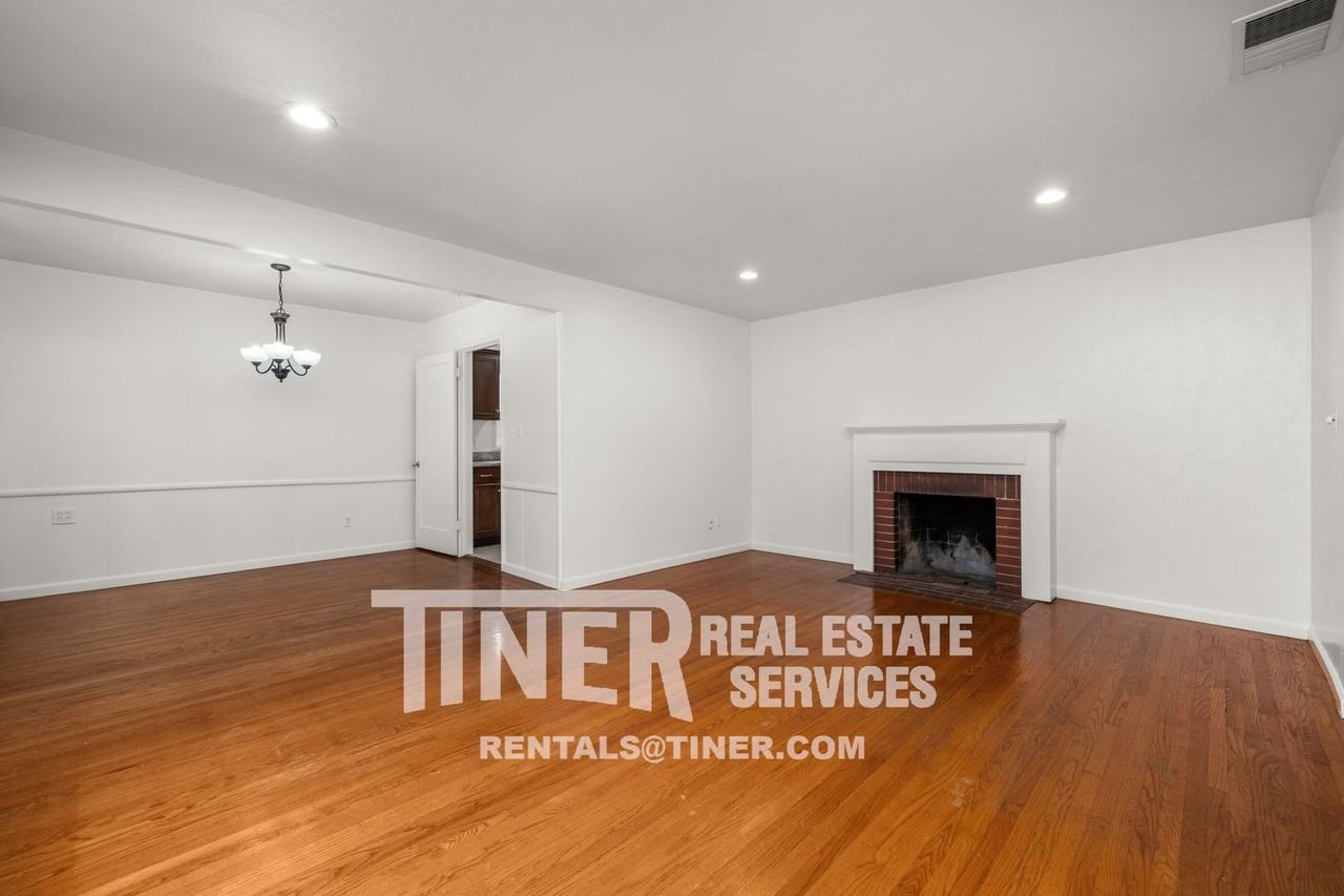 5530 36th Ave - Photo 2 of 31