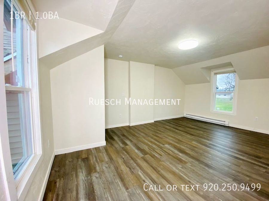 402 E Hancock St - Photo 2 of 16