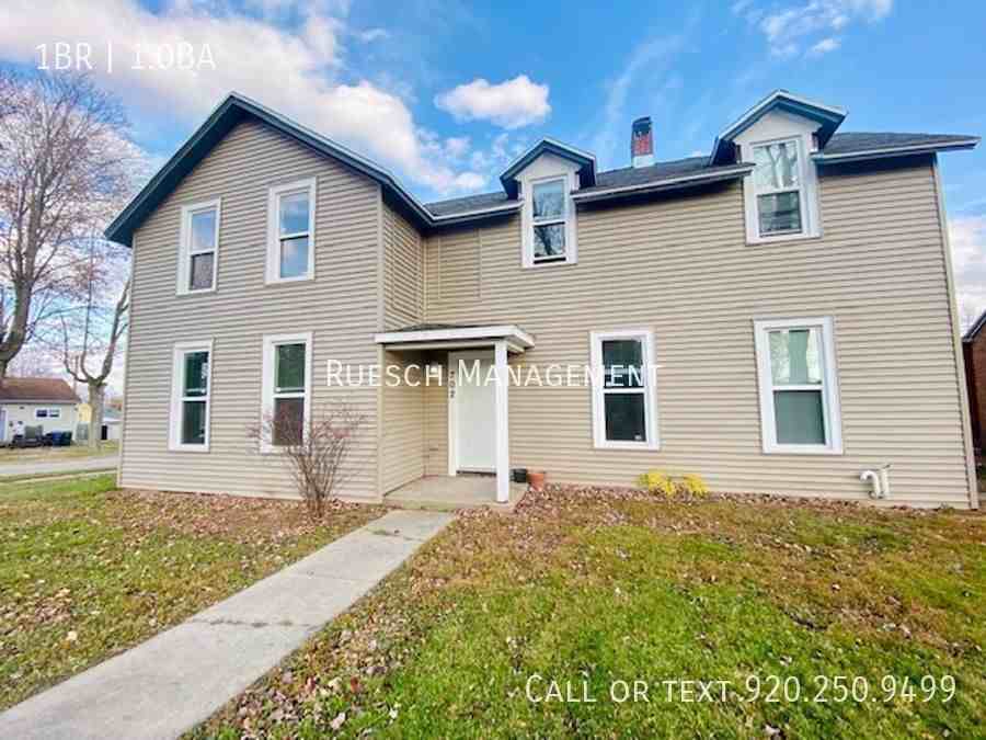 402 E Hancock St - Photo 3 of 16