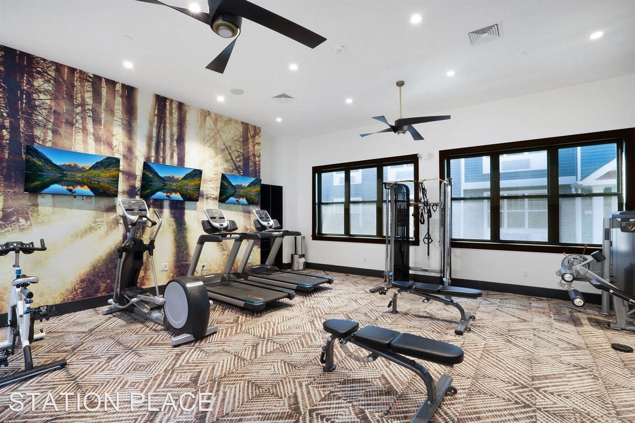 Station Place - Photo 3 of 48