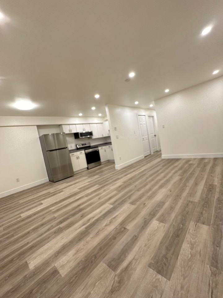 333 5th Street East - Photo 3 of 11